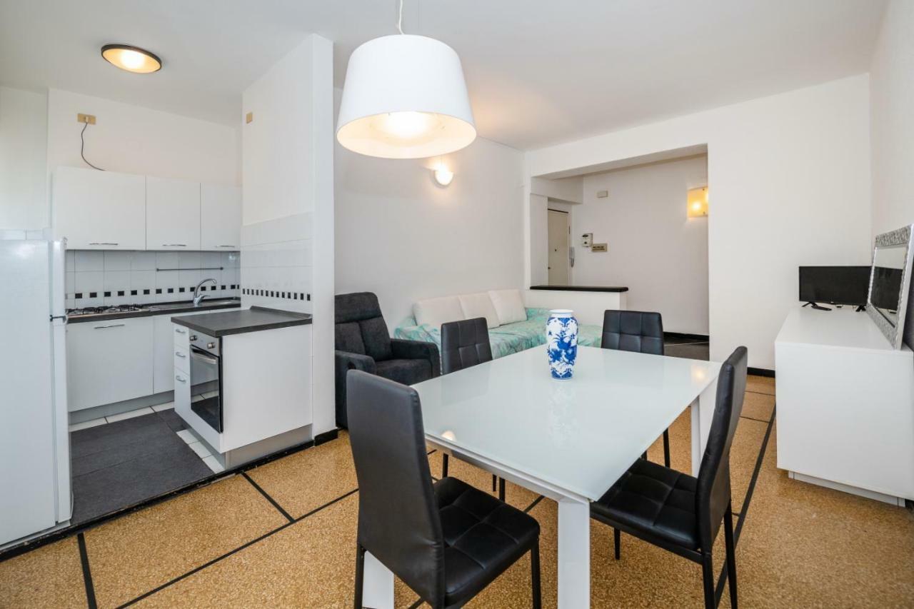 Finalmarina Centro 2 Lägenhet Finale Ligure Exteriör bild