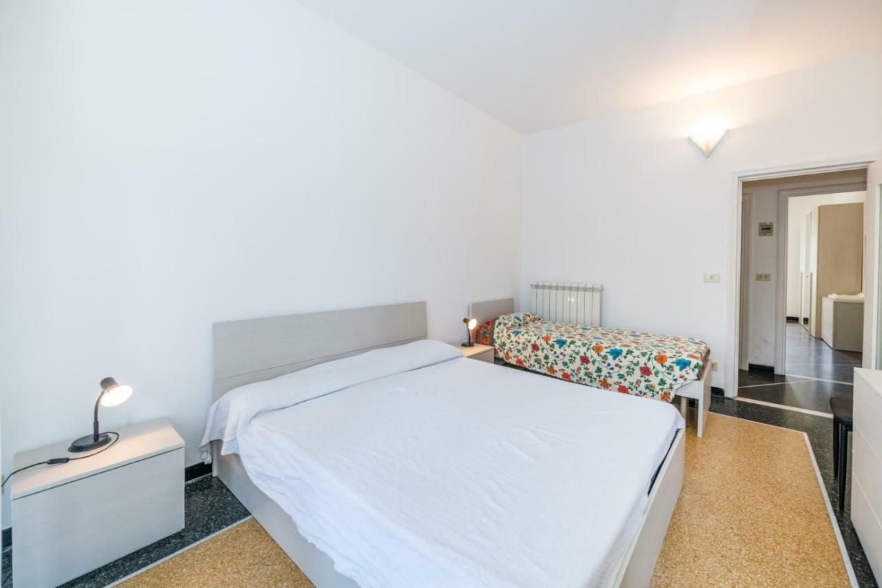 Finalmarina Centro 2 Lägenhet Finale Ligure Exteriör bild